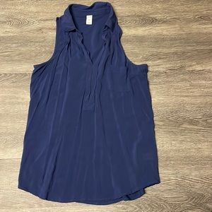 Collared sleeveless top blouse
